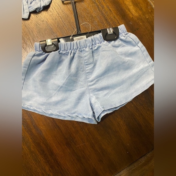 Vince Camuto Matching Chambray 3pc set Girls 3T Floral Embroidered Top Shorts - Picture 2 of 6